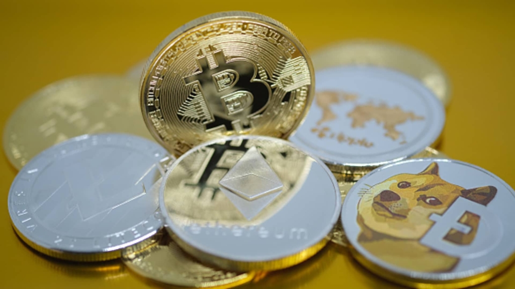 DOGE, LUNC, XRP ve BTC: Şubat’ta Bu Seviyeleri Bekleyin!