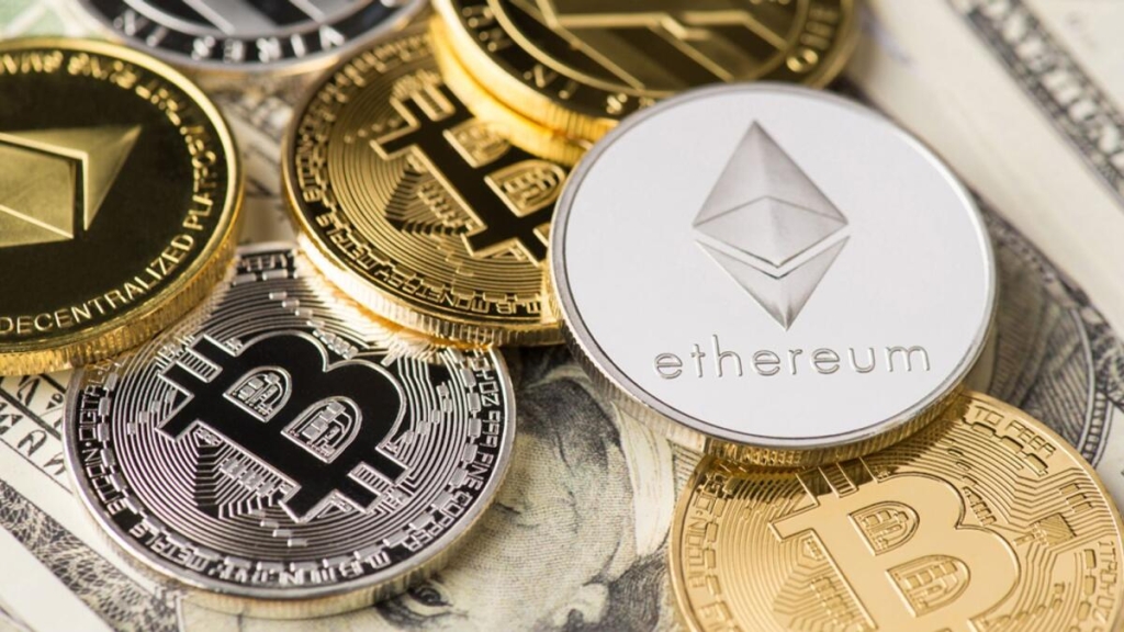 Kurumsal Para Bu 4 Altcoin’den Alırken Bu 3’ünü Sattı!
