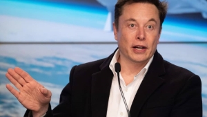Tesla CEO’su Elon Musk, Borç İddialarına Yanıt Verdi: ‘Hayır’