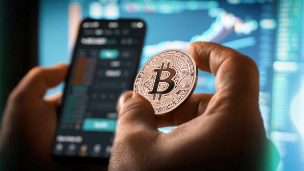 Yatırımcılar Coinlerini Bu Bitcoin Borsasından Hızla Çekiyor!