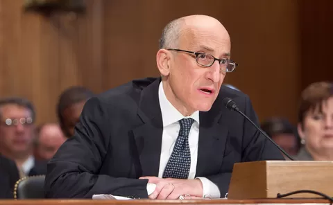 CFTC Eski Başkanı SEC Hakkında Konuştu! Altcoinler İçin Tehdit Devam Ediyor Mu?