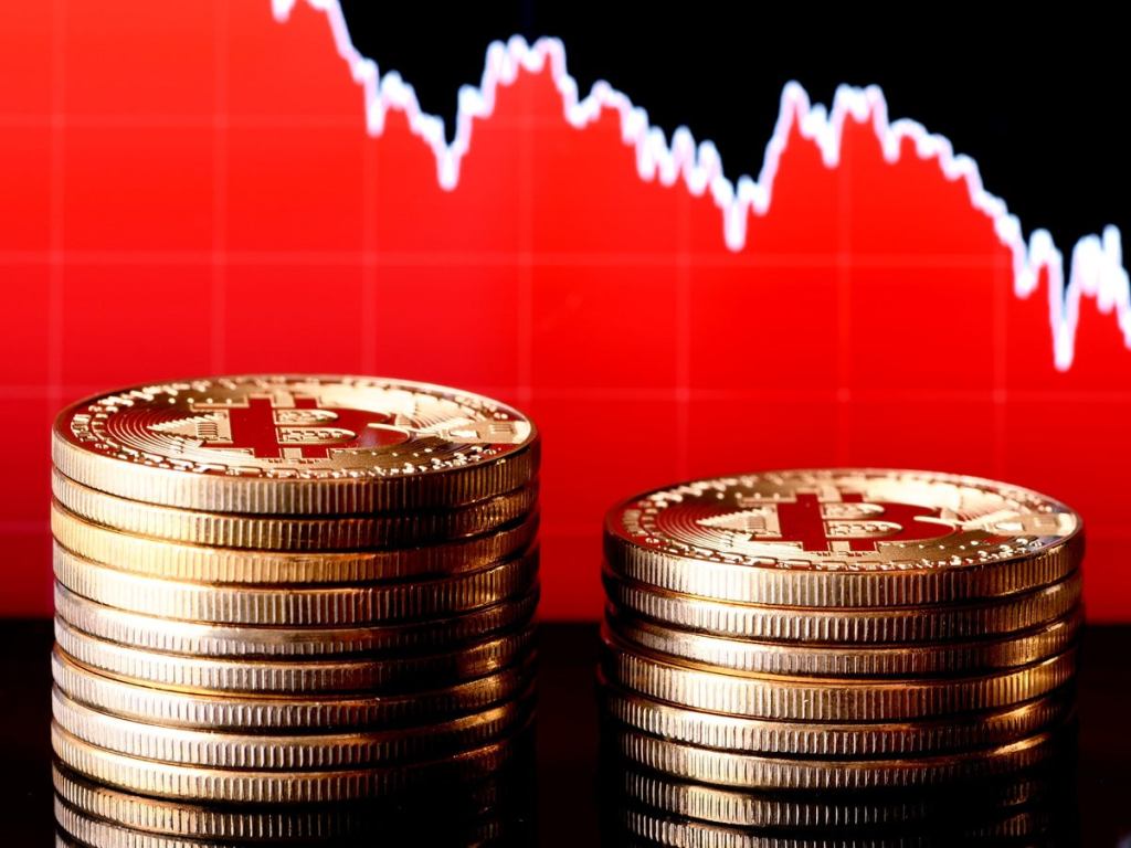 Dünyaca Ünlü Grafik Ustası: Bitcoin Yerine Bu 4 Coini Alın!