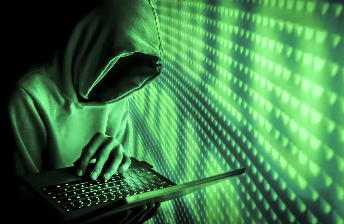 Popüler Altcoin’de Hack Alarmı: Fiyat Çöktü!