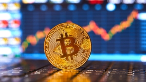 Bitcoin’in Her Adımını Bilen Analist: Grafiklerde Sapma Var!