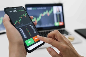 Ünlü Yönetici Açıkladı: Bu Kripto Para Yatırımının Yarısını Sattı!