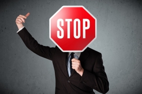 Uzmandan Uyarı Geldi: Bu 3 Altcoin Yüksek Risk Bölgesine Girdi!